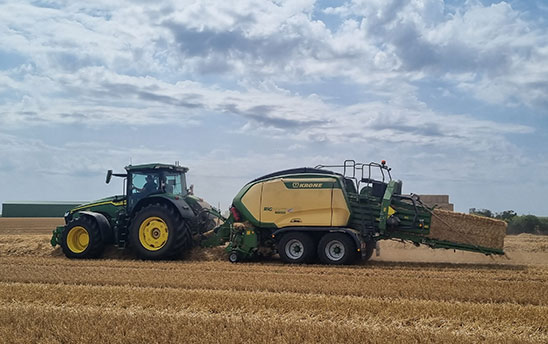 Exploitation agricole à Moncontour